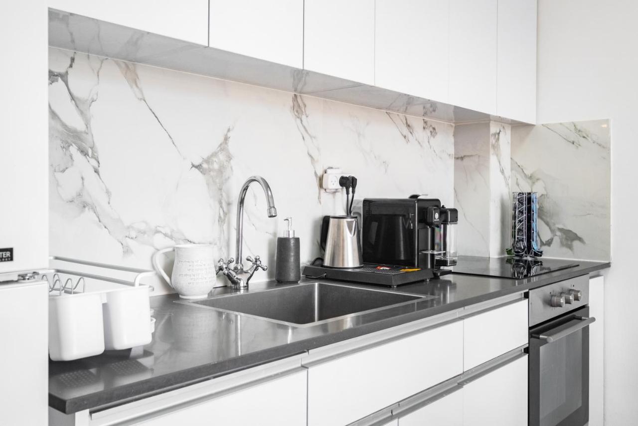 Modern Bright, Near Mahane Yehuda Market, Balcony Baitulmaqdis Luaran gambar