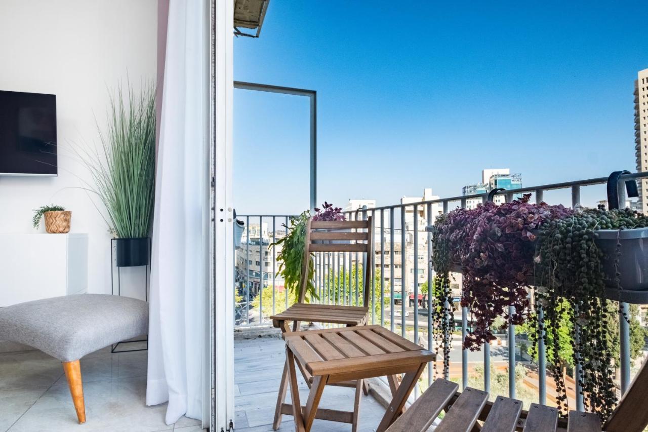 Modern Bright, Near Mahane Yehuda Market, Balcony Baitulmaqdis Luaran gambar